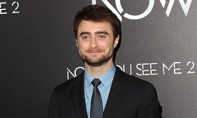 Daniel Radcliffe Plays Corpse on Red Carpet of 'Swiss Army Man' Premiere
