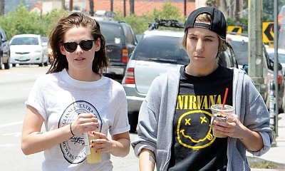 Kristen Stewart Pictured Kissing Girlfriend Alicia Cargile
