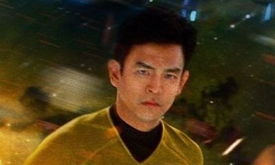 Sulu Is in Same-Sex Relationship in 'Star Trek Beyond'