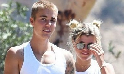 Justin Bieber and Sofia Richie Jet Off for Romantic Getaway Ahead of MTV VMAs