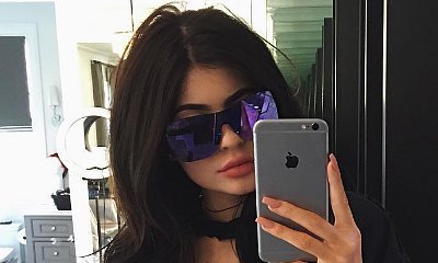 Kylie Jenner Flashes Her Bra Like Kendall After Denying Boob Job Rumors