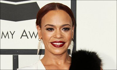 Did Faith Evans Just Expose Her Vagina in Front of the Crowd? See the Evidence!