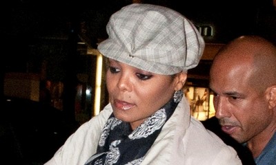 Pregnant Janet Jackson Debuts Burgeoning Bump While Shopping for Baby in London