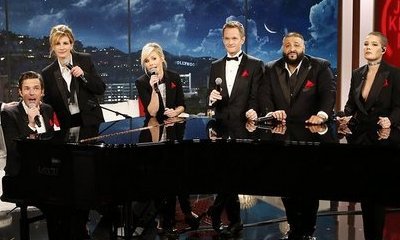 Kristen Bell, Channing Tatum, Julia Roberts, Bono Sing Holiday Tune 'We're Going to Hell'