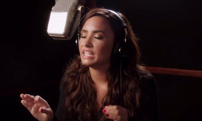 Watch Demi Lovato Belt Out Beautiful Rendition of 'Silent Night'