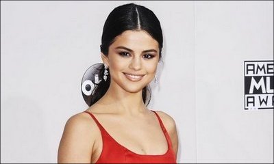 Selena Gomez Says She Gave Up Phone for 90 Days During Her Hiatus