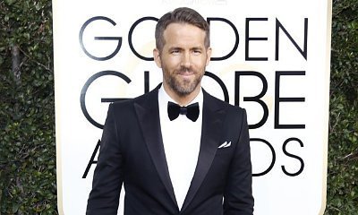 Ryan Reynolds Is Harvard's Hasty Pudding Man of the Year 2017