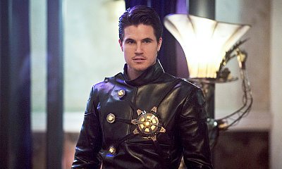 'The Flash': Robbie Amell Returns as Ronnie Raymond in Season 3