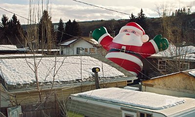 'Fargo' Murders Santa Claus in First Season 3 Teaser