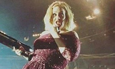 Adele Almost Falls Off Stage During Brisbane Concert
