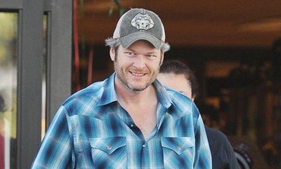Blake Shelton Is Reportedly Back to Boozing - Does Gwen Stefani Know?