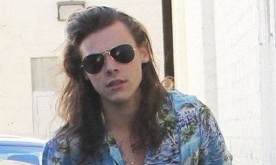 harry styles dating drummer