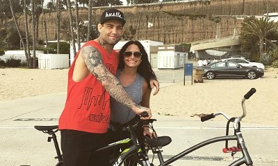 Demi Lovato Makes Out With Boyfriend Guilherme Vasconcelos During a Hike