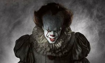 Pennywise Chokes Someone in New 'It' Behind-the-Scenes Image