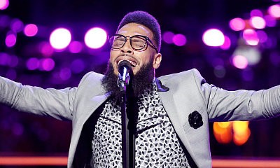 'The Voice' Knockout Round Night 2: Blake Shelton Steals One Singer From Team Gwen
