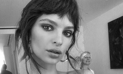 Emily Ratajkowski Bares Cleavage in Provocative Topless Selfie