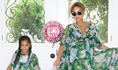 pregnant mom and daughter matching outfits