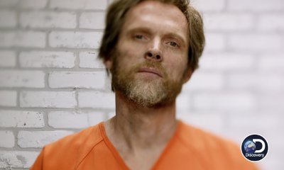 FBI Profilers Hunt Paul Bettany in First 'Manhunt: Unabomber' Explosive Trailer