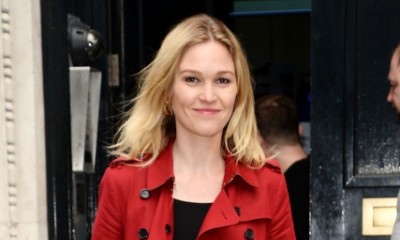 Julia Stiles Is Pregnant With First Child See Her Baby Bump