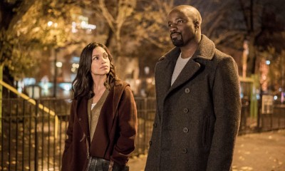 Mike Colter and Rosario Dawson Film Steamy Kiss Scene for 'Luke Cage' Season 2 in NYC