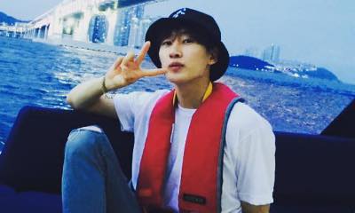 Super Junior's Eunhyuk Sheds Tears as He Gets Discharged From Military