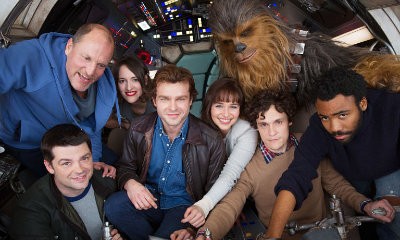 'Star Wars' Han Solo Film Set Photos Feature Woody Harrelson's Beckett, Han and Chewie Together