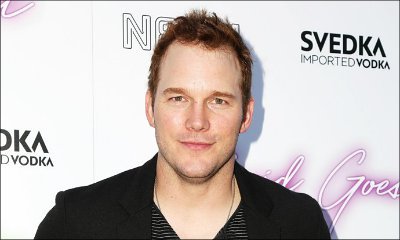 Chris Pratt Boards Private Plane With a Blonde Woman