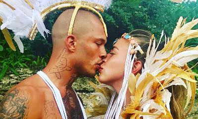 Jeremy Meeks Plants Smooch on Bikini-Clad Chloe Green at Barbados Carnival