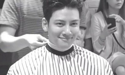 Ji Chang Wook Gets Military Buzz Cut Ahead of His Enlistment