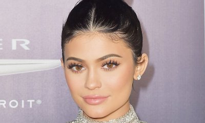 NSFW! Kylie Jenner Bares Her Breasts for 'Super Nude' V Magazine Shoot