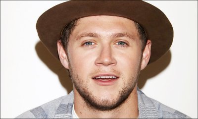 Niall Horan Kicks Off Solo Tour With Dreamy Rendition of One Direction's Song