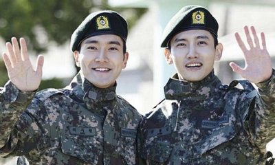 Super Junior's Siwon and TVXQ's Changmin to Be Discharged From Military Next Week