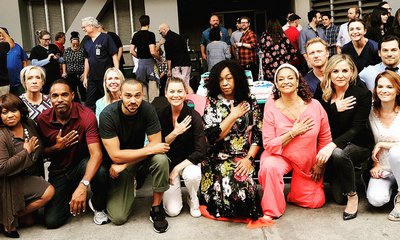 Shonda Rhimes and 'Grey's Anatomy' Cast Taking a Knee on Set to Support NFL Players
