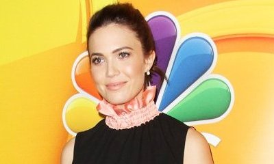 Mandy Moore Gets Black Eye After Accident in Bathroom