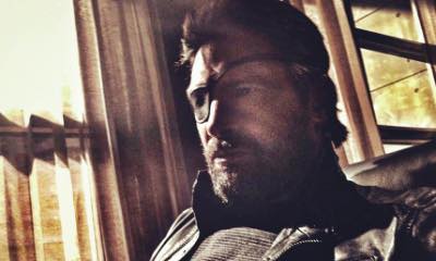 Manu Bennett Teases Deathstroke's Return for 'Arrow' Season 6