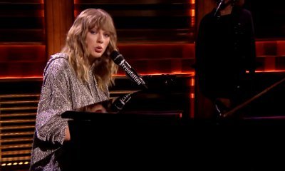 Taylor Swift Surprises 'Tonight Show' Audience With 'New Year's Day' Performance