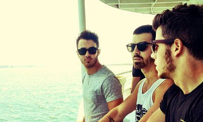 Fans Are Convinced Jonas Brothers Will Reunite After They Reactivate Instagram Account