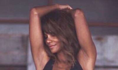 Halle Berry Welcomes New Year With Sexy Bikini Pic: 'Coming for You 2018'
