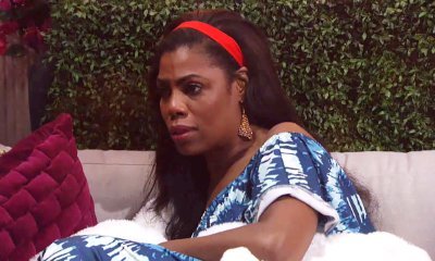 Omarosa Cries While Talking About 'Serving' in Donald Trump's White House