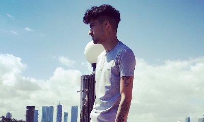 Zayn Malik Looks Unrecognizable as He Goes Back to Blonde in New Selfie