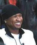 Usher Gets Involved in Two-Day Volunteer Effort