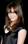 Hilary Duff Roams U.S. with 
