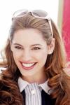 Kelly Brook Signs Up for 
