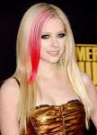 Avril Lavigne Plays Free Concert in Canada