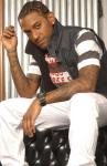 Lloyd Giving 'Lesson in Love' This Summer
