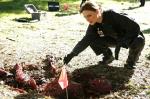 'Bones' 4.18 Preview: Half-Eaten Body Found in a Cage