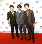 Jonas Brothers Set Up New Phone Number for Fans