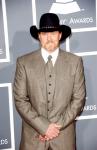 Trace Adkins to Perform for Wounded Soldiers at 2009 ACM Awards