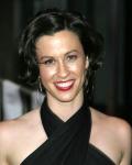 Alanis Morissette May Go Nude in 'Weeds' Guest Stint