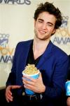 Robert Pattinson Sounds Off 2009 MTV Movie Awards Triumph